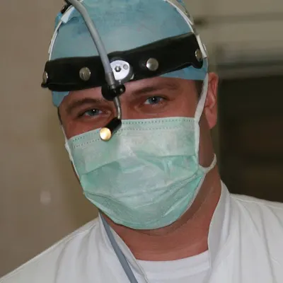 dr n. med . Bartłomiej Kamiński specjalista otolaryngologii